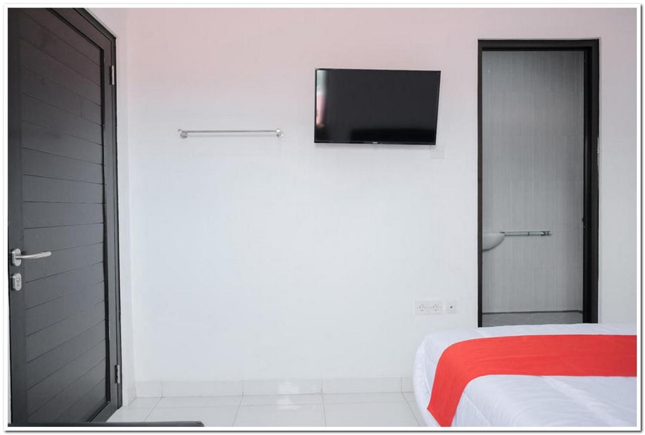 Reddoorz Near Kota Tua 2 Hotel Jakarta Kültér fotó
