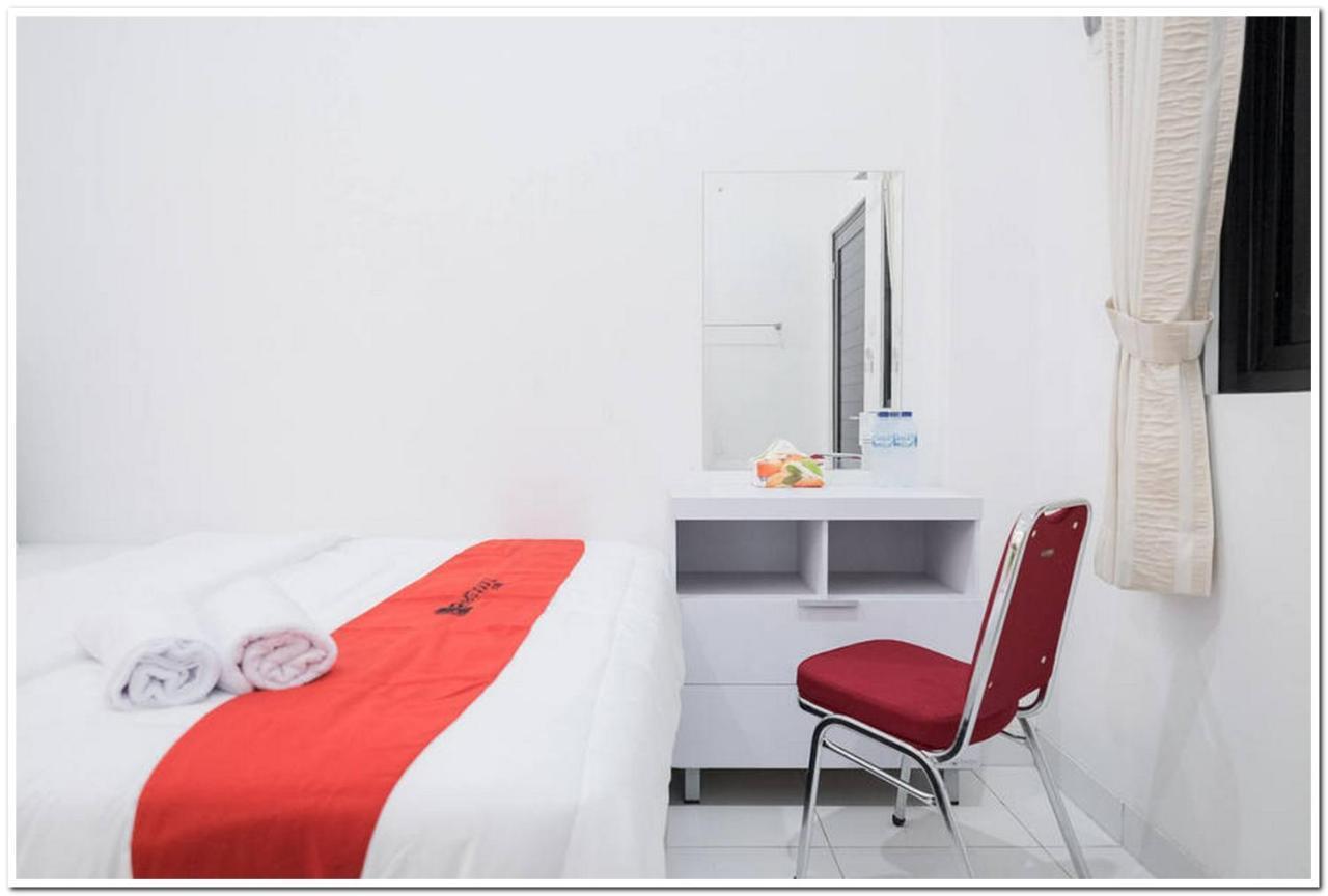Reddoorz Near Kota Tua 2 Hotel Jakarta Kültér fotó