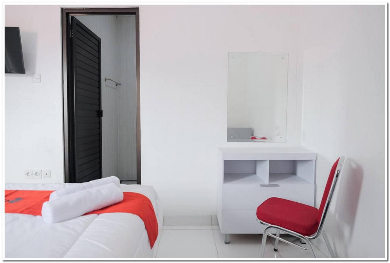 Reddoorz Near Kota Tua 2 Hotel Jakarta Kültér fotó