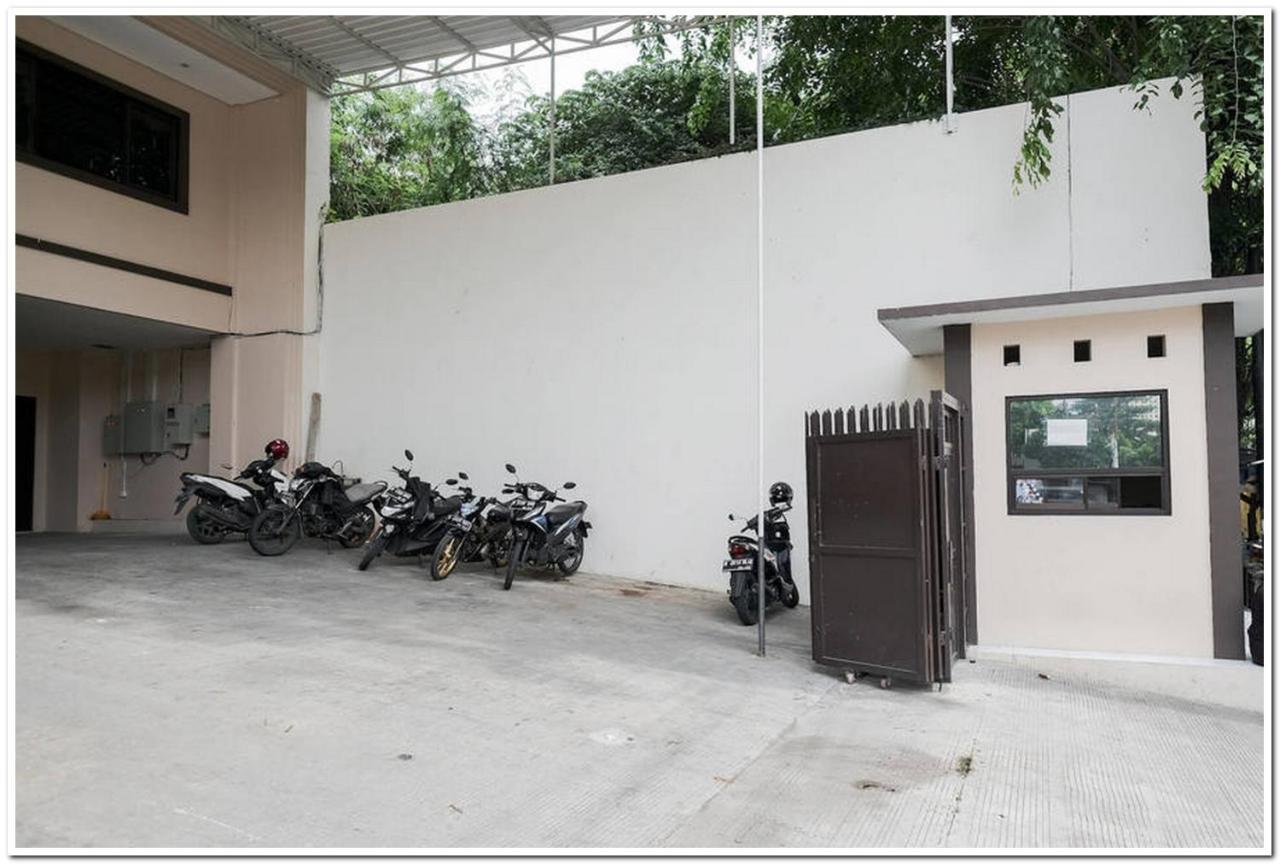 Reddoorz Near Kota Tua 2 Hotel Jakarta Kültér fotó