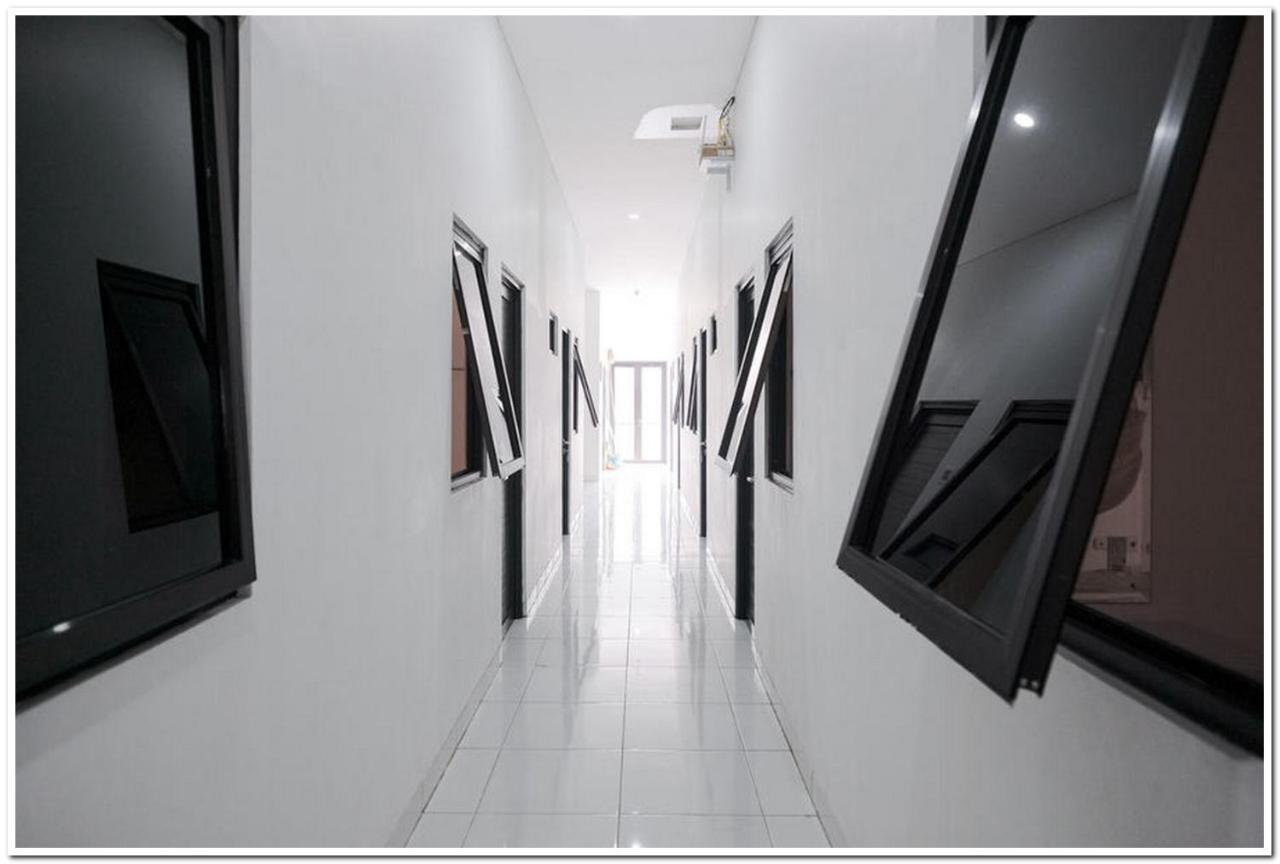 Reddoorz Near Kota Tua 2 Hotel Jakarta Kültér fotó