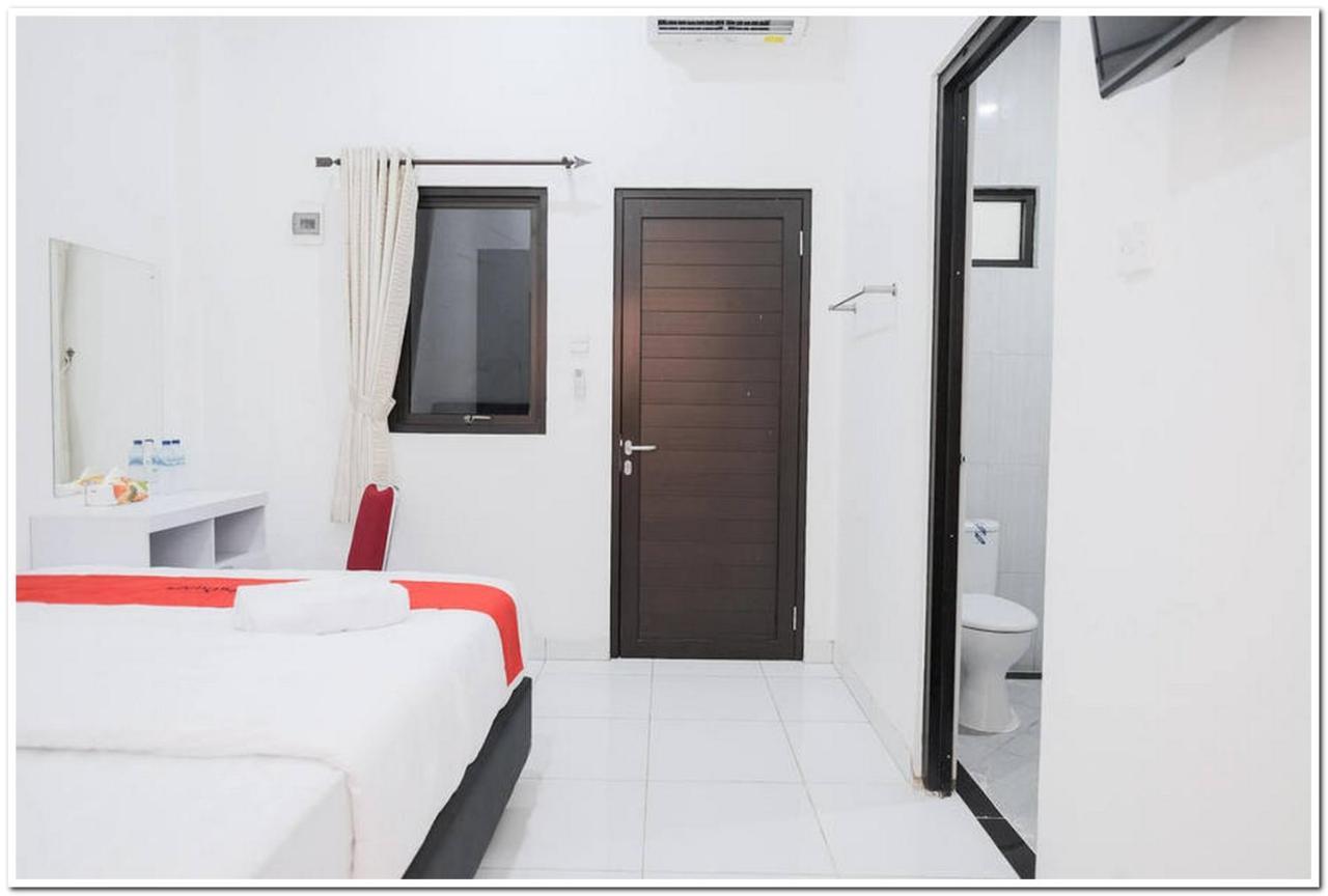 Reddoorz Near Kota Tua 2 Hotel Jakarta Kültér fotó